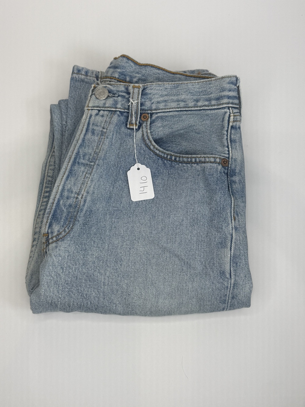 PF-1410 Levi's 501 Jeans
